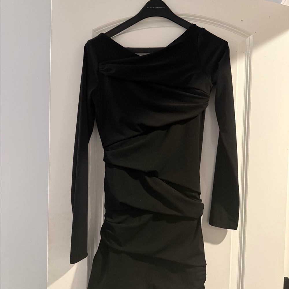 Elizabeth and James Black Long Sleeve Dress with low back